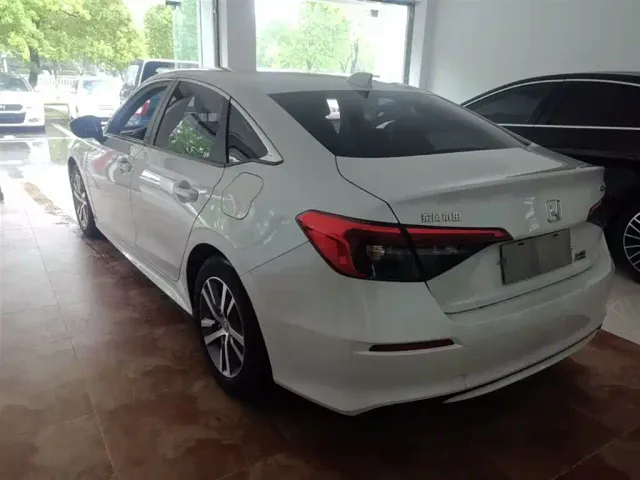 Honda Civic — Фото автомобиля 4
