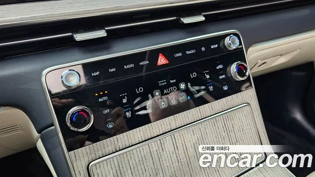 Genesis GV80 2.5T Бензин AWD — Фото автомобиля 29
