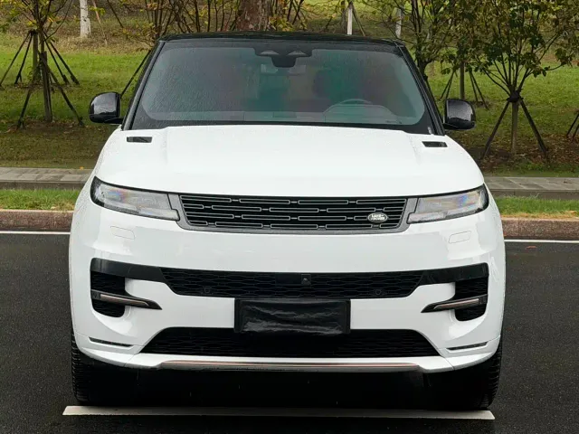 Land Rover Range Rover Sport 2025 400PS Dynamic SE — Фото автомобиля 2