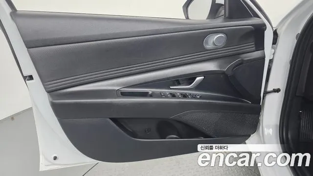 Hyundai Avante — Фото автомобиля 13
