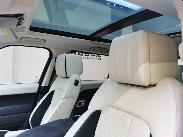 Land Rover Range Rover Sport — Фото автомобиля 7