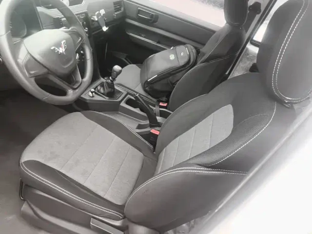 Wuling Hongguang Plus — Фото автомобиля 14