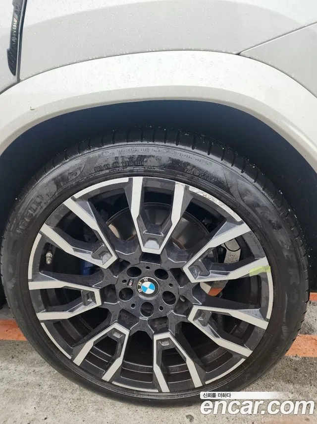 BMW X6 xDrive40i M Sport — Фото автомобиля 16