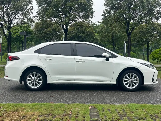 Toyota Corolla — Фото автомобиля 7