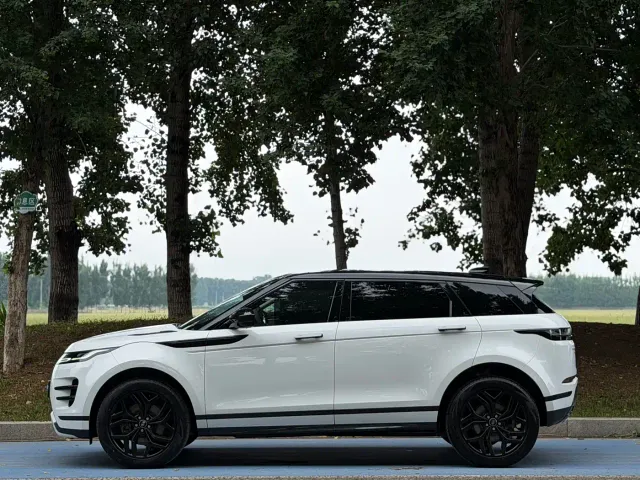 Land Rover Range Rover Evoque — Фото автомобиля 3