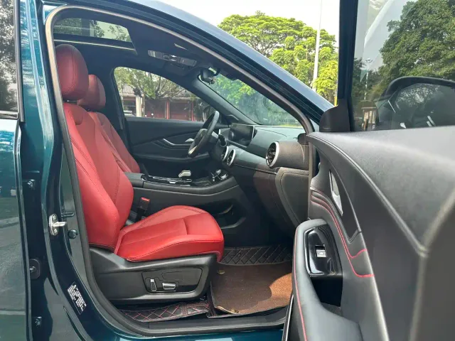 Dongfeng Fengxing Fengxing T5 EVO 2021 1.5TD DCT Starlight Edition — Фото автомобиля 10