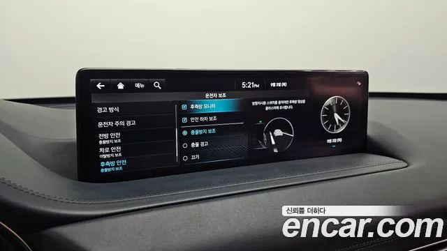Genesis GV80 — Фото автомобиля 28