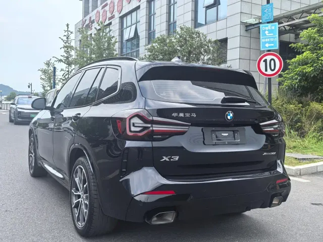 BMW X3 — Фото автомобиля 18