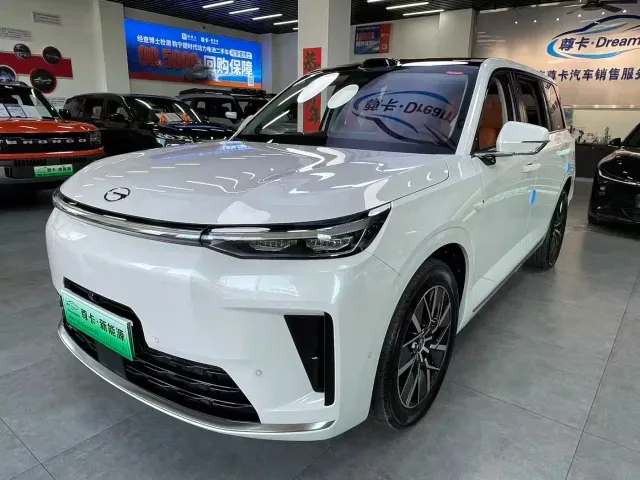 Фотография автомобиля — GAC Trumpchi Xiangwang S9