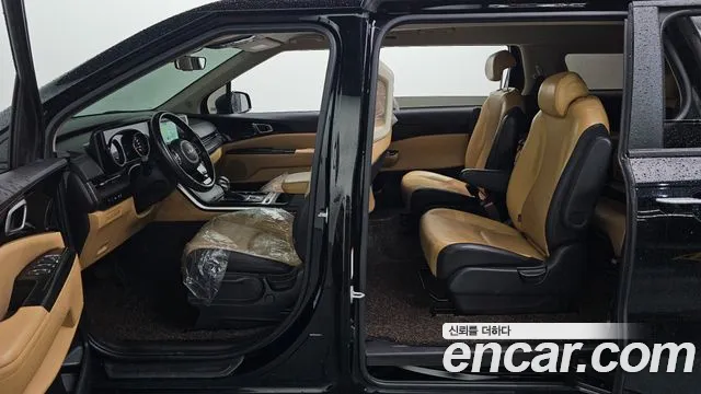 Kia Canival Carnival 4 поколение Дизель 9 мест Prestige — Фото автомобиля 12