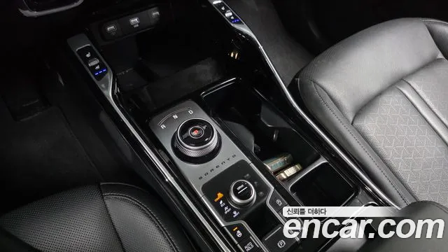 Kia Sorento Sorento 4-е поколение Бензин 2.5T 4WD — Фото автомобиля 9