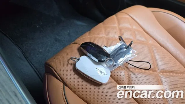 Genesis GV80 — Фото автомобиля 22