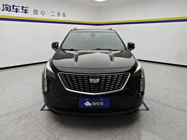 Cadillac XT4 — Фото автомобиля 2