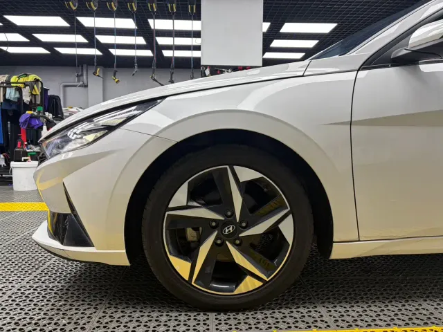 Hyundai Elantra — Фото автомобиля 7