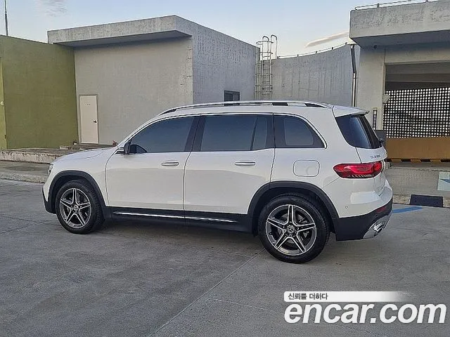 Mercedes-Benz GLB-Class — Фото автомобиля 4