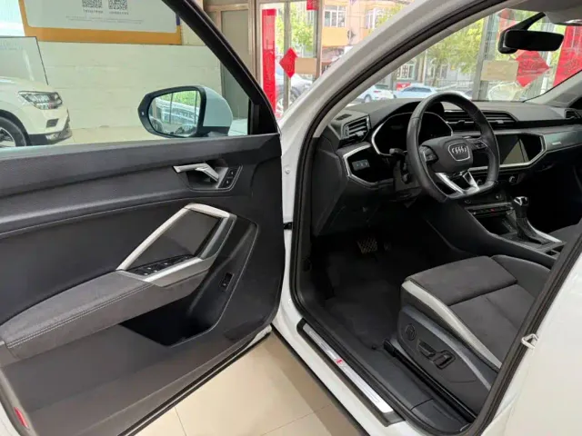 Audi Q3 — Фото автомобиля 8