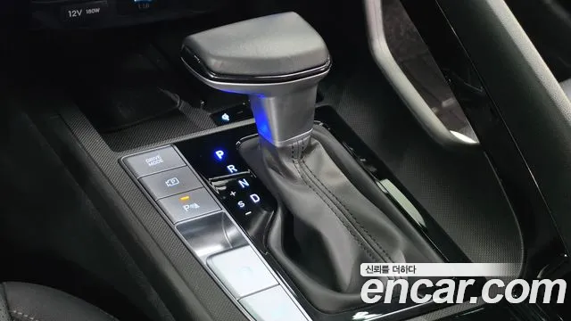 Hyundai Avante CN7 — Фото автомобиля 12