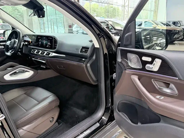 Mercedes-Benz GLS-Class — Фото автомобиля 18