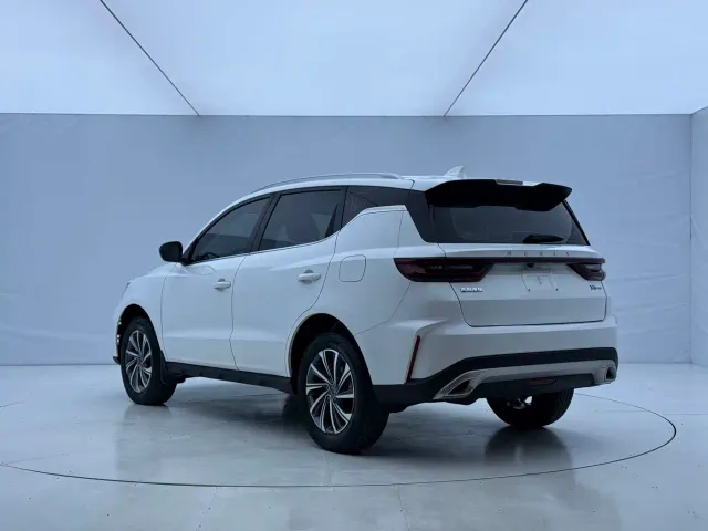 Geely Vision X6 — Фото автомобиля 4
