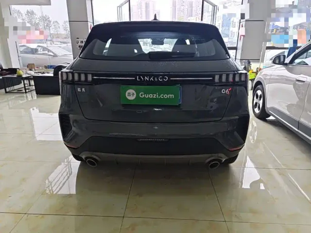 Lynk & Co 06 — Фото автомобиля 5