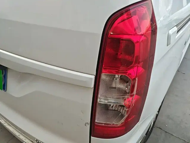 Wuling Hongguang V — Фото автомобиля 7
