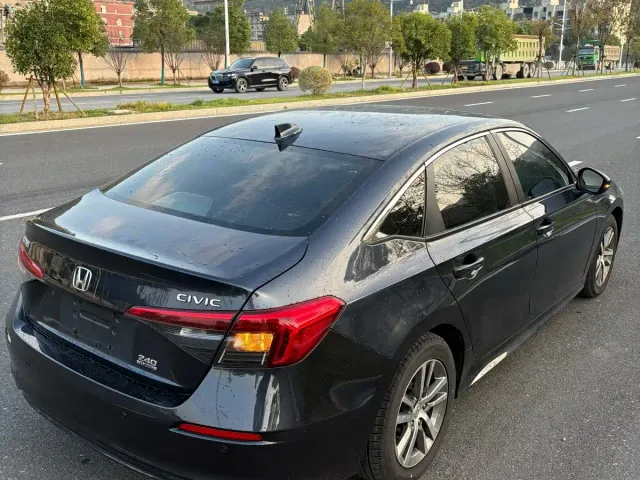 Honda Civic — Фото автомобиля 5