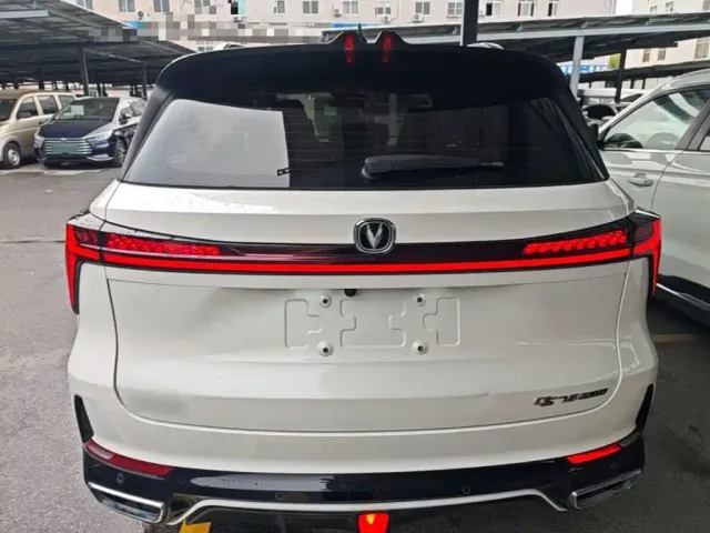 Changan CS75 Plus — Фото автомобиля 5