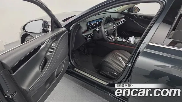 Genesis G80 Бензин 3.5 турбо AWD — Фото автомобиля 10