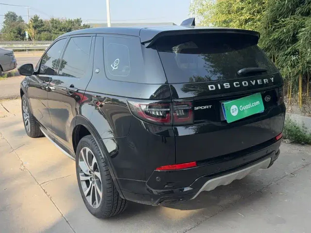 Land Rover Discovery Sport — Фото автомобиля 10