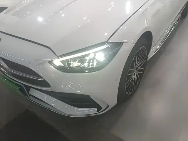 Mercedes-Benz C-Class — Фото автомобиля 23