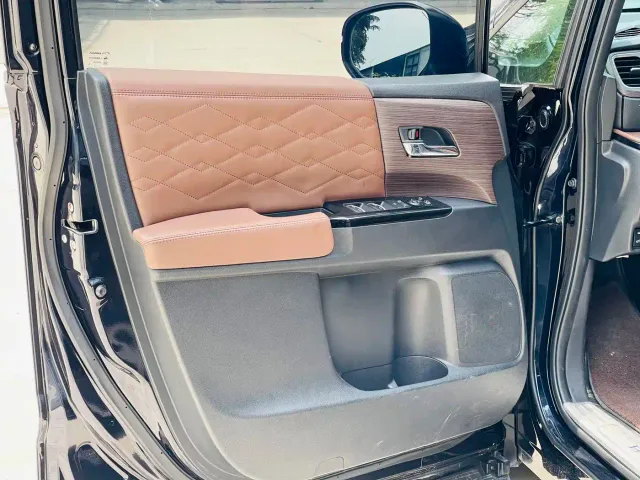 Honda Odyssey — Фото автомобиля 6