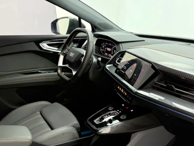 Audi Q4 e-tron — Фото автомобиля 17