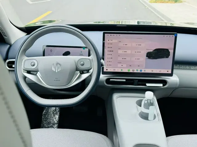 Leapmotor A10 — Фото автомобиля 5
