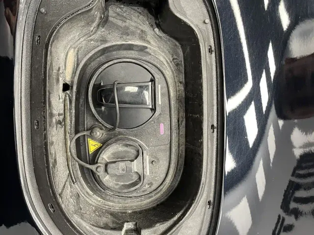 IM Motors L6 — Фото автомобиля 16