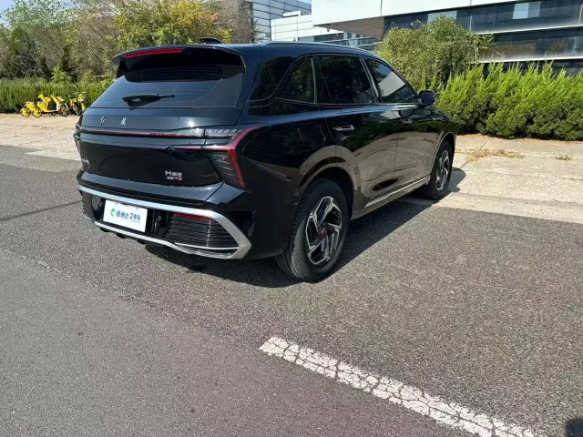 Hongqi HS3 — Фото автомобиля 2