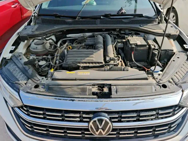 Volkswagen Sagitar — Фото автомобиля 10