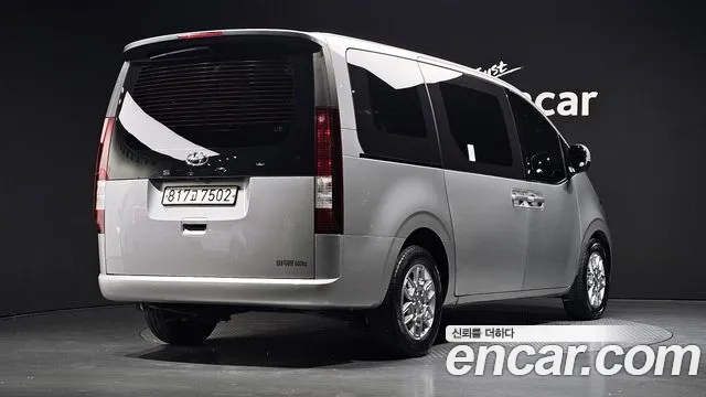 Hyundai Staria — Фото автомобиля 2