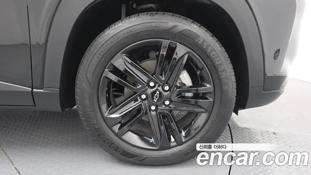 ChevroletGMDaewoo Trax Trax Кроссовер — Фото автомобиля 21
