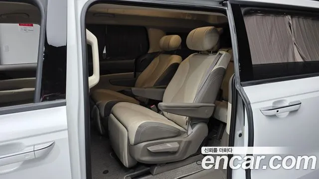 Kia Carnival 4th Gen — Фото автомобиля 16