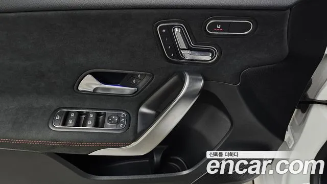 Mercedes-Benz A-Class — Фото автомобиля 18