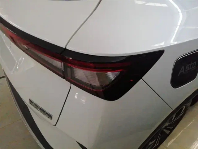 Wuling Asta — Фото автомобиля 23