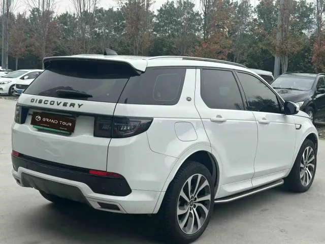 Land Rover Discovery Sport — Фото автомобиля 6