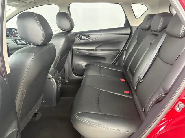 Nissan Tiida — Фото автомобиля 14