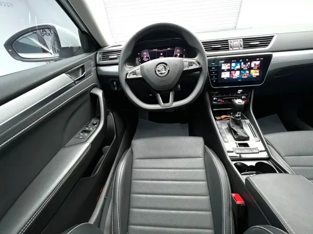 Skoda Superb — Фото автомобиля 4