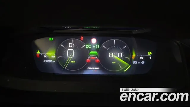Peugeot 308 — Фото автомобиля 14