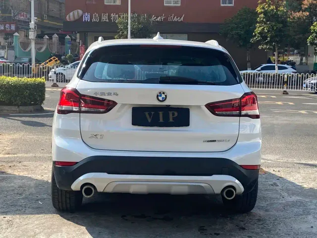 BMW X1 — Фото автомобиля 17