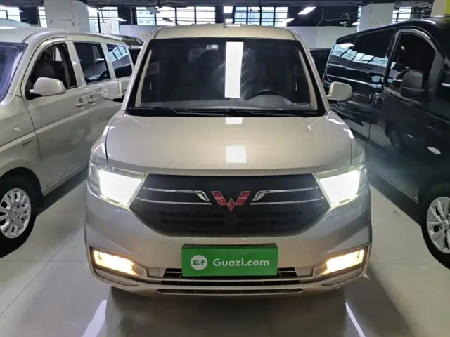 Wuling Motors Wuling Hongguang V 2021 1.5L Facelift Power Enjoy Edition LAR — Фото автомобиля 2