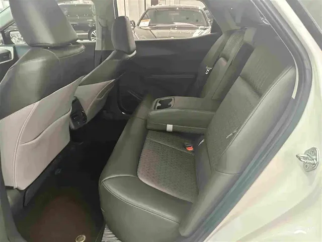 Toyota bZ3 — Фото автомобиля 11