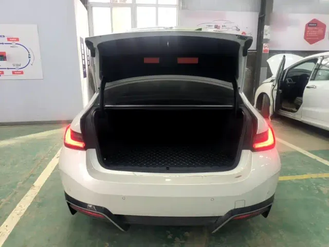 BMW i3 — Фото автомобиля 18
