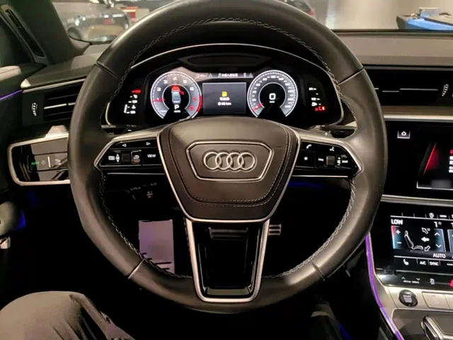 Audi A6L — Фото автомобиля 10